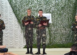 Юнаки та дівчата з кафедри військової підготовки університету розповіли про історичні факти афганської війни
